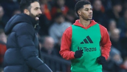 乐鱼平台-英媒：拉什福德离队曼联将省下1275万镑+不能召回 巴萨支付薪水