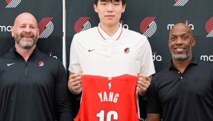 乐鱼平台-拓记：尽管杨瀚森在突破时被断球了，但他比我预想的要流畅得多