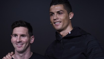 乐鱼官网-费迪南德再次比较梅西和C罗：如果只踢一场比赛，我会选择C罗