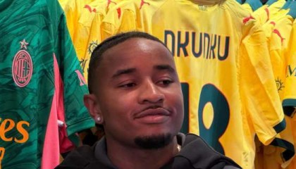 乐鱼APP下载-记者：AC米兰转会窗表现活跃；恩昆库将扮演重要角色